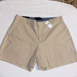 Banana Republic Women’s Shorts Size 4-NWTS